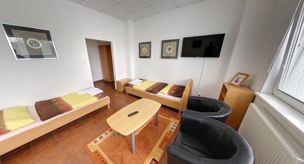 Batavya Penzion Topoľčany Zewnętrze zdjęcie
