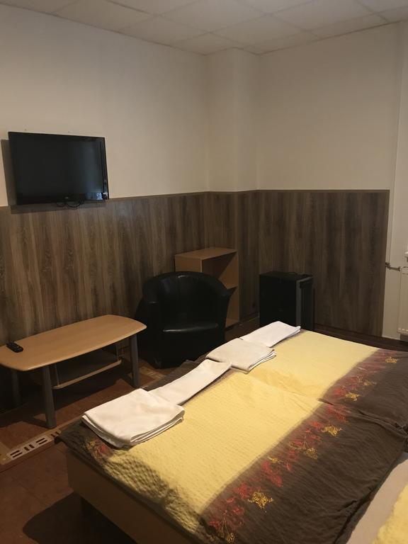 Batavya Penzion Topoľčany Zewnętrze zdjęcie